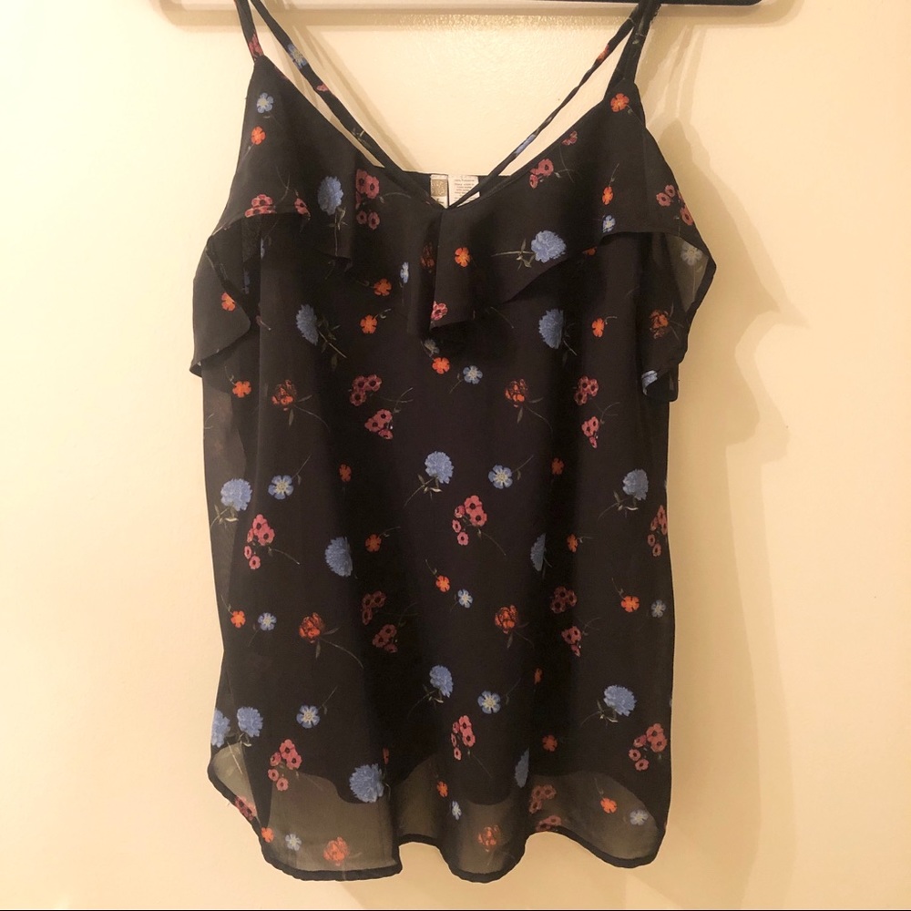 3/$20 Floral Top NWOT